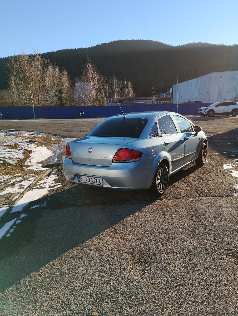 Fiat linea 2009 1.4 57kw - 2