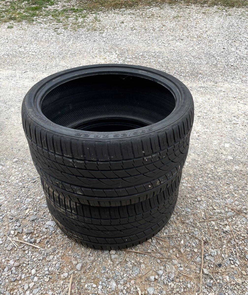Letné pneumatiky 335/25 R22 Continental - 2