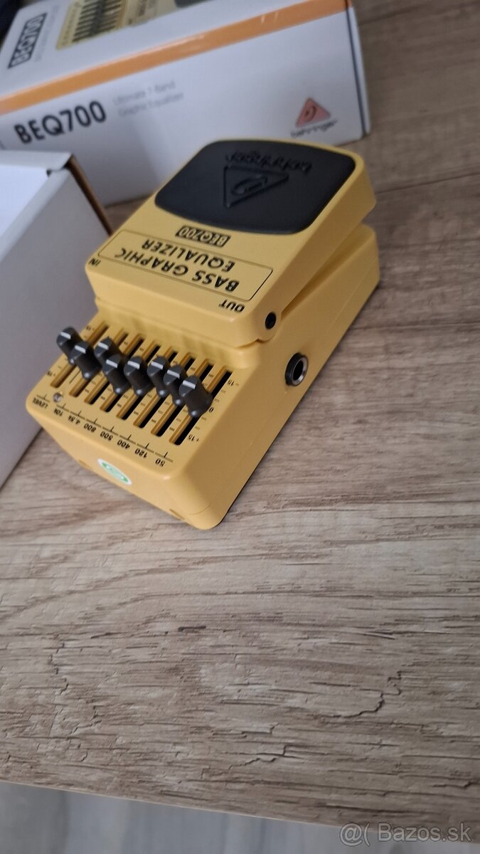 Behringer BASS Graphic EQALIZER BEQ700 - 2