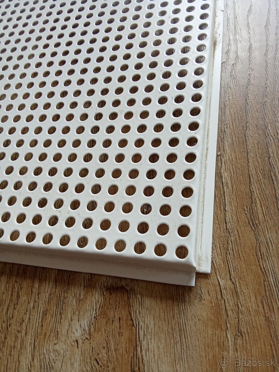 Perforovaný panel 60x60 cm - 2