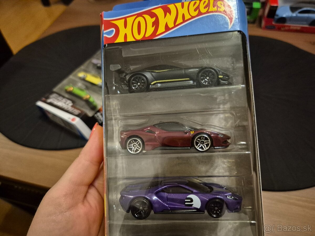 Hot Wheels HW Motor Show - 2