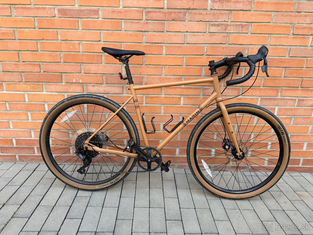 NÁDHERNÝ gravel bicykel MARIN Nicasio+ v pieskovej ako NOVÝ - 2