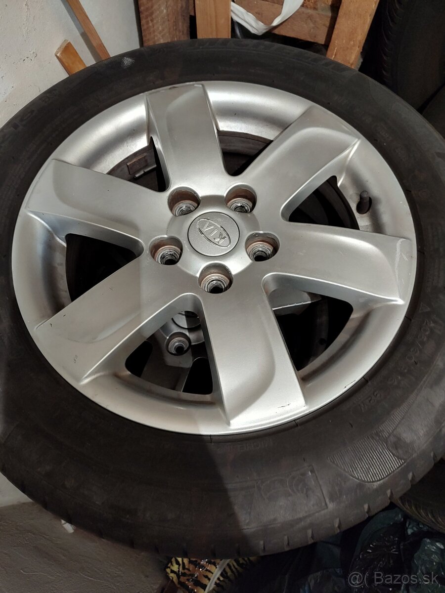 Letné pneu KIA originál s diskami 200x60 R16 - 2