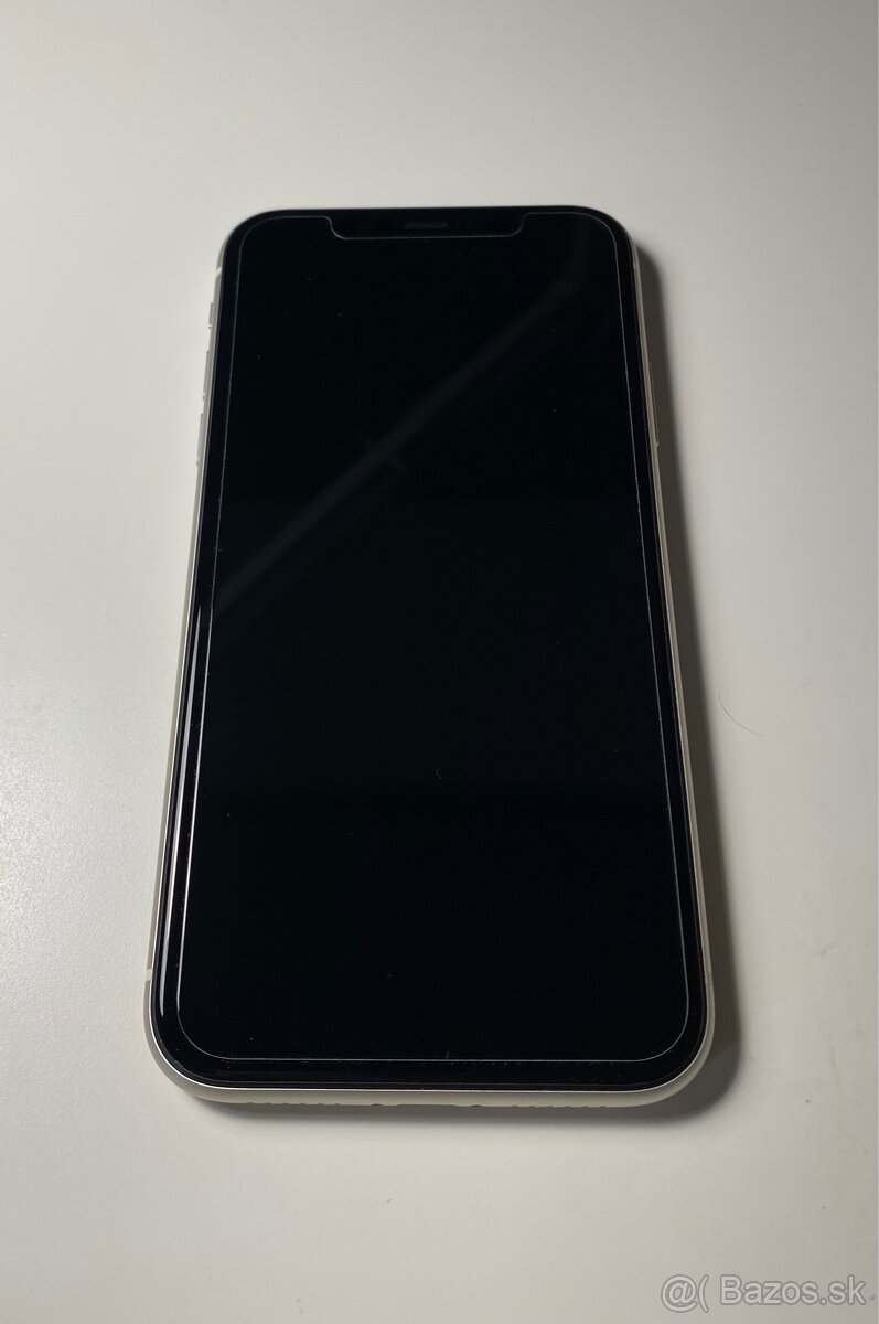 iPhone 11 White, batéria 87% - 2