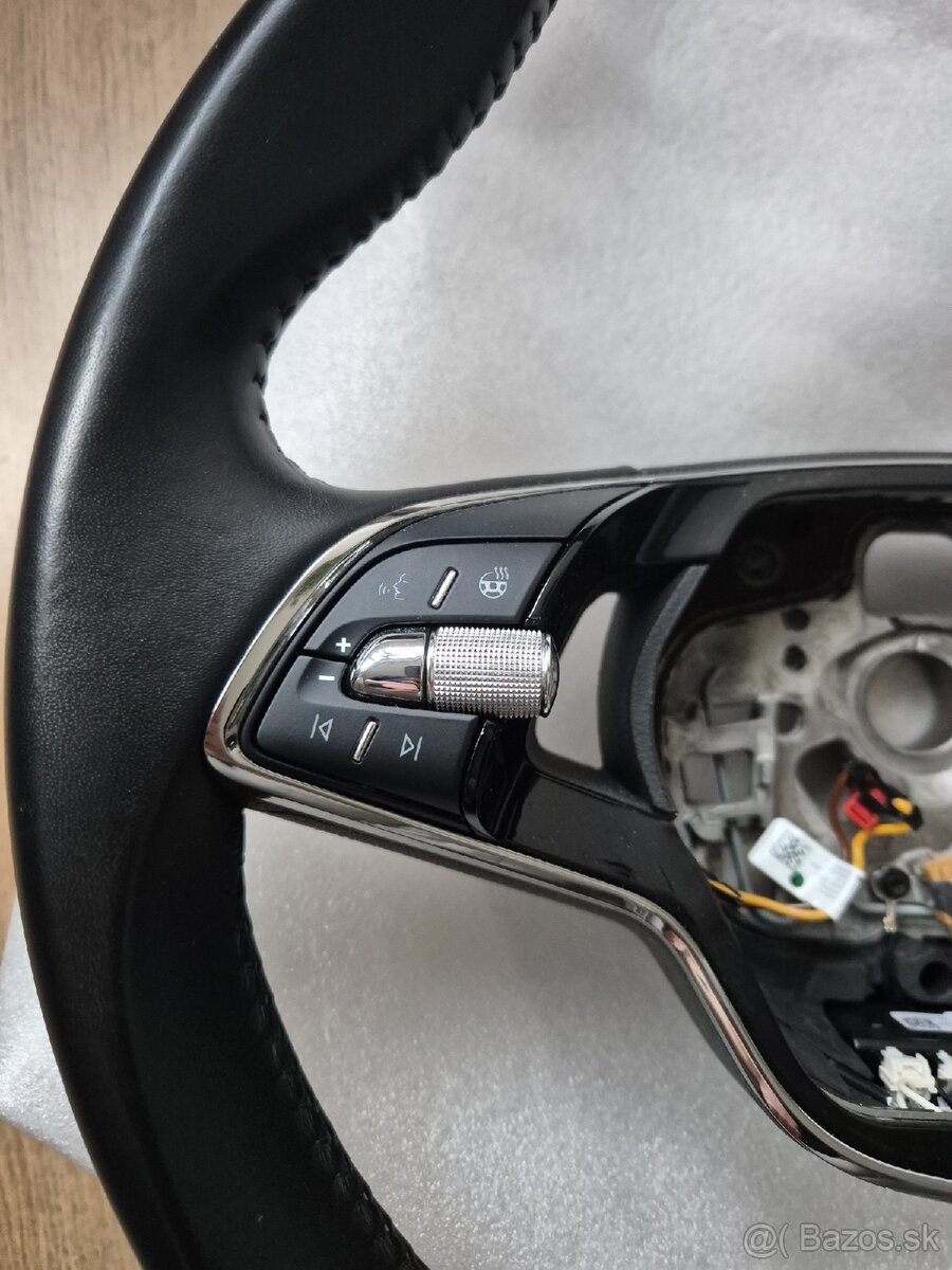 SKODA VYHRIEVANY MULTIFUNKČNÝ VOLANT - 2