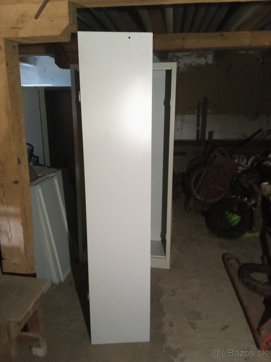 Plechové skrine regálové - 2