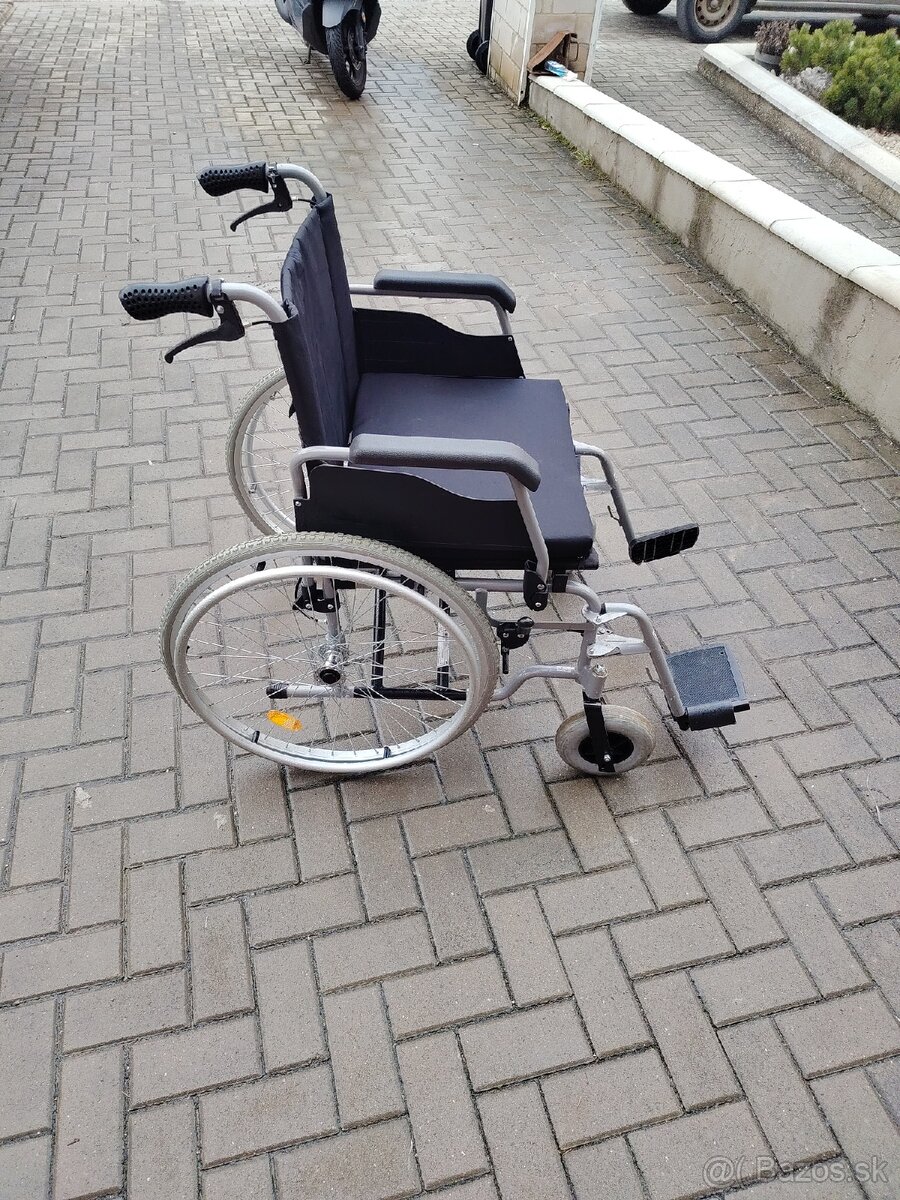 Invalidný vozík - 2