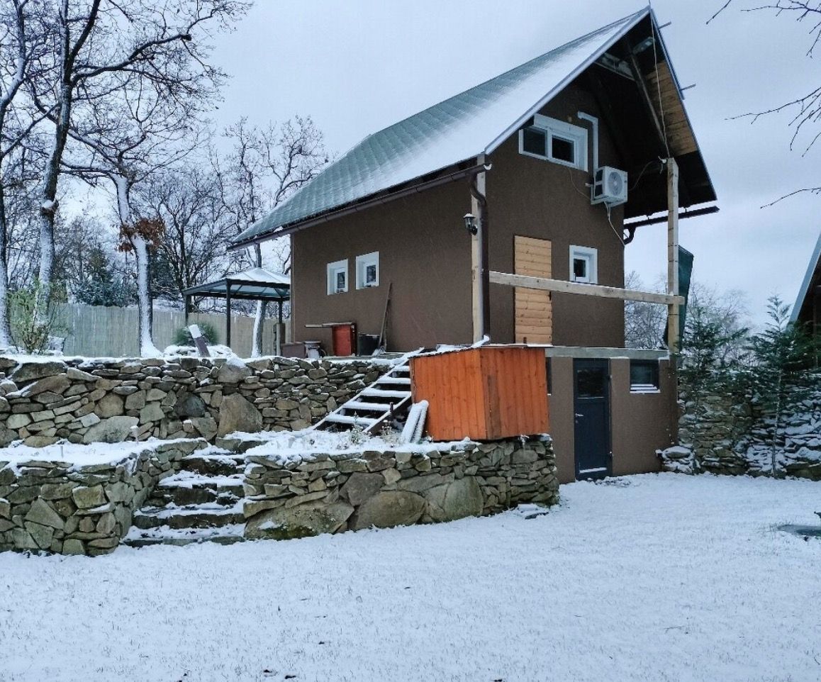 Chata na predaj - Modra - 2