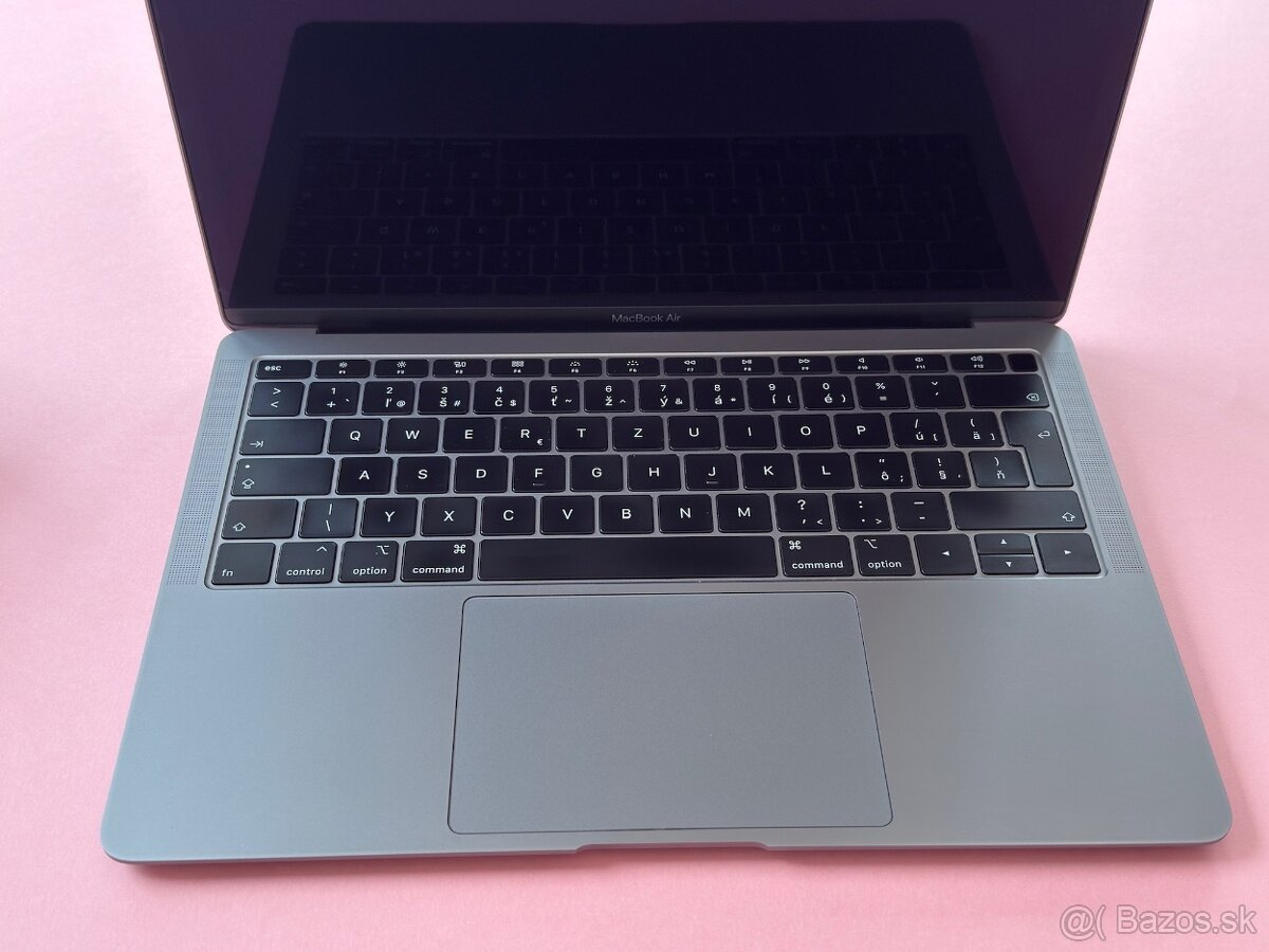 MacBook Air 2019 13 8GB / 128GB - 2