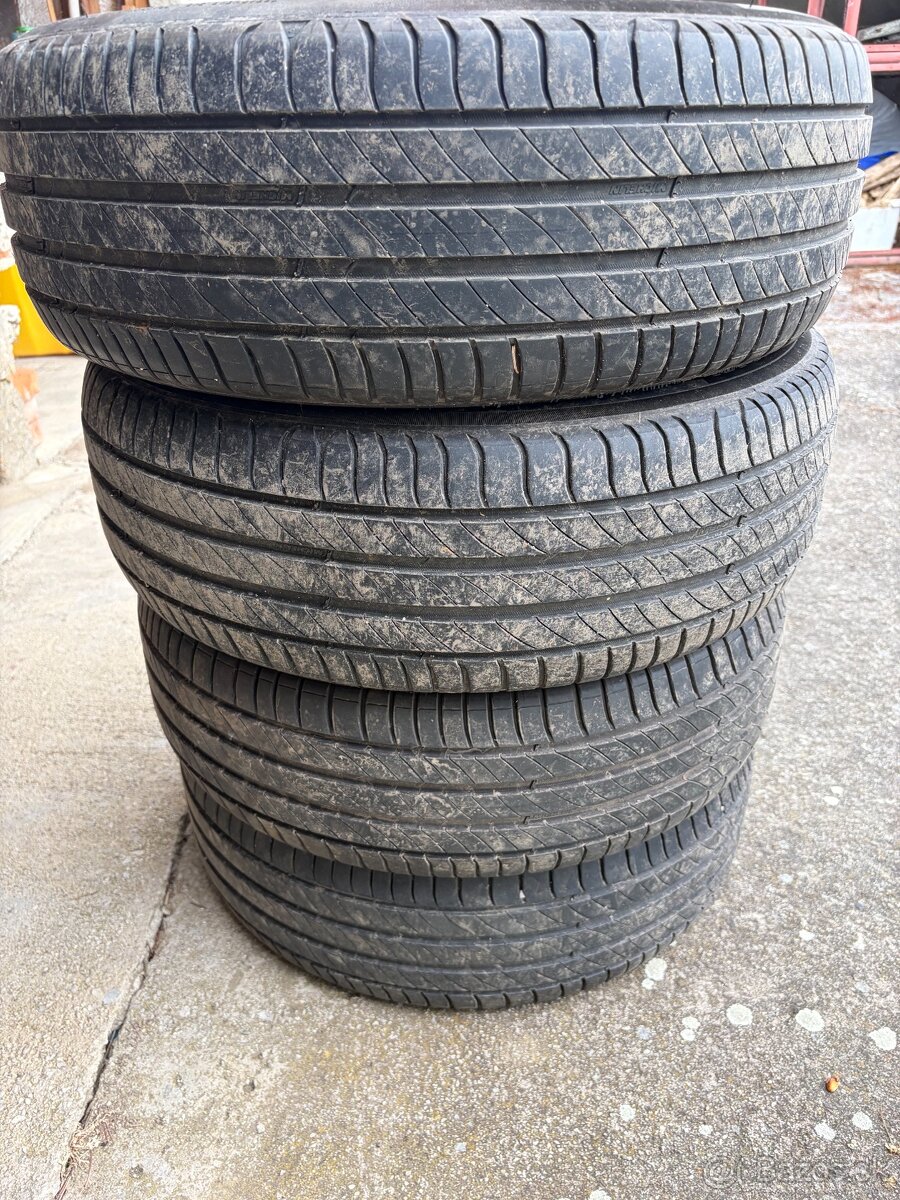 Michelin 205 60 R16 12/2023 DOT - 2