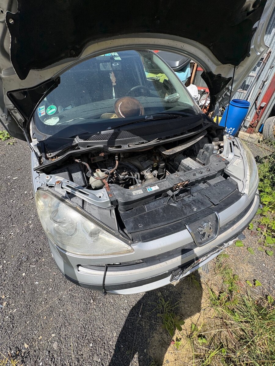peugeot 807 - 2