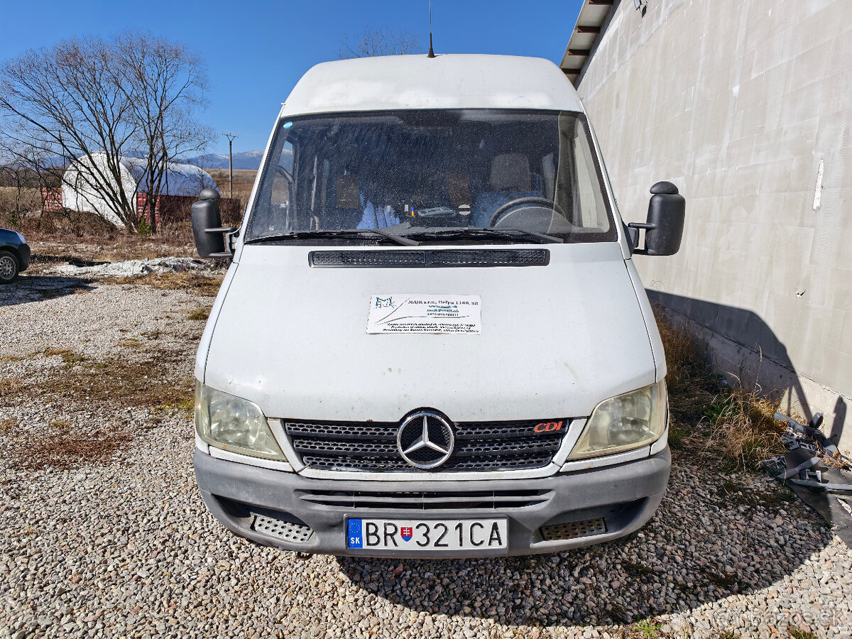 Mercedes-Benz - 2