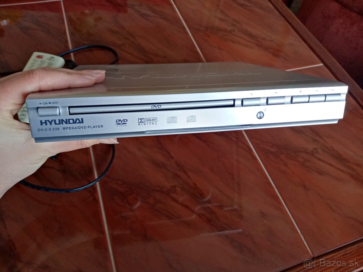 Hyundai DVD prehrávač k oprave/na diely - 2