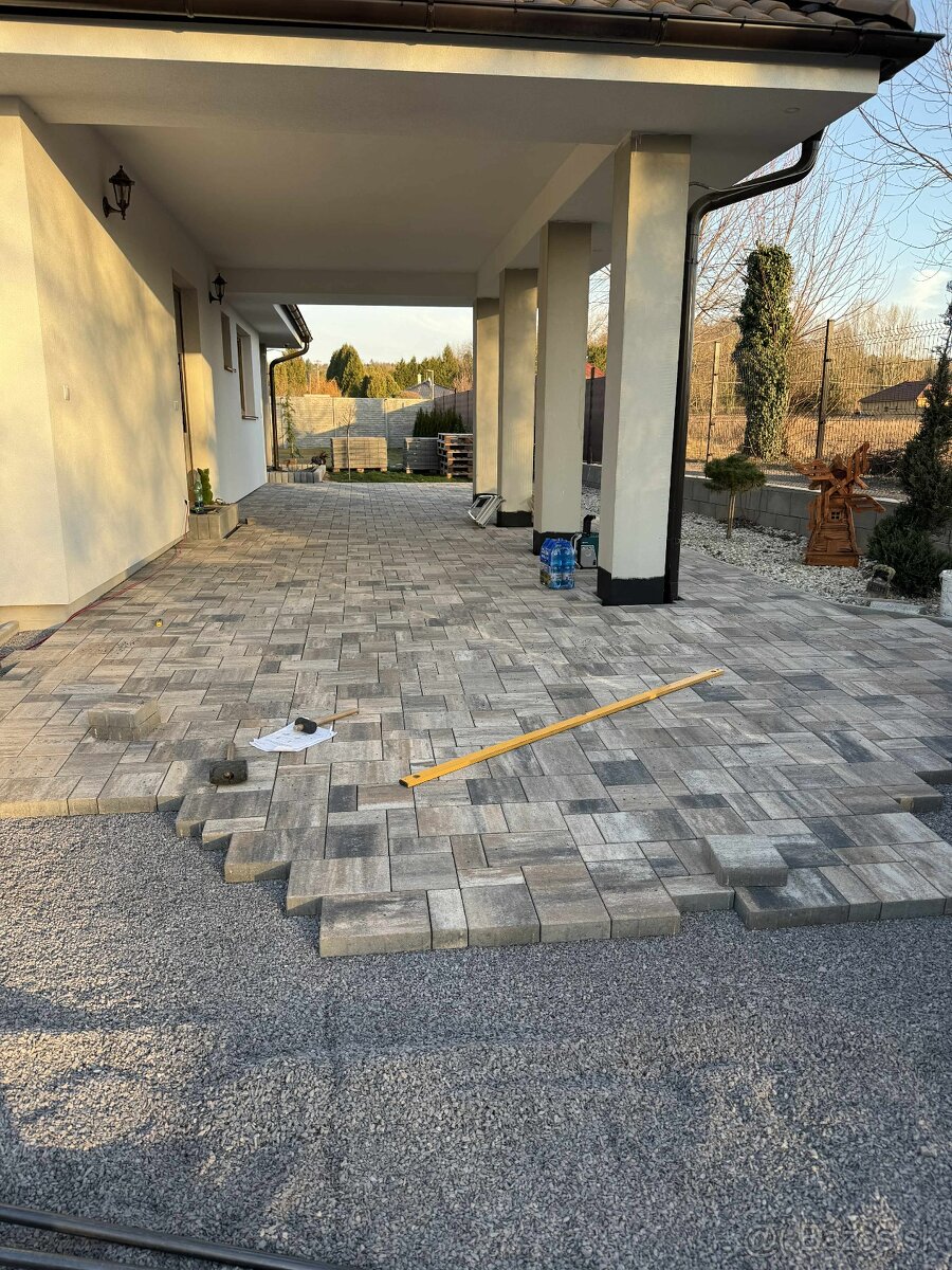 Obklady a dlažby - 2