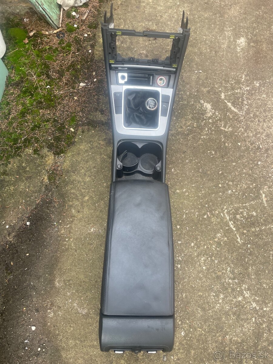 Lakťová opierka VW passat b6 - 2