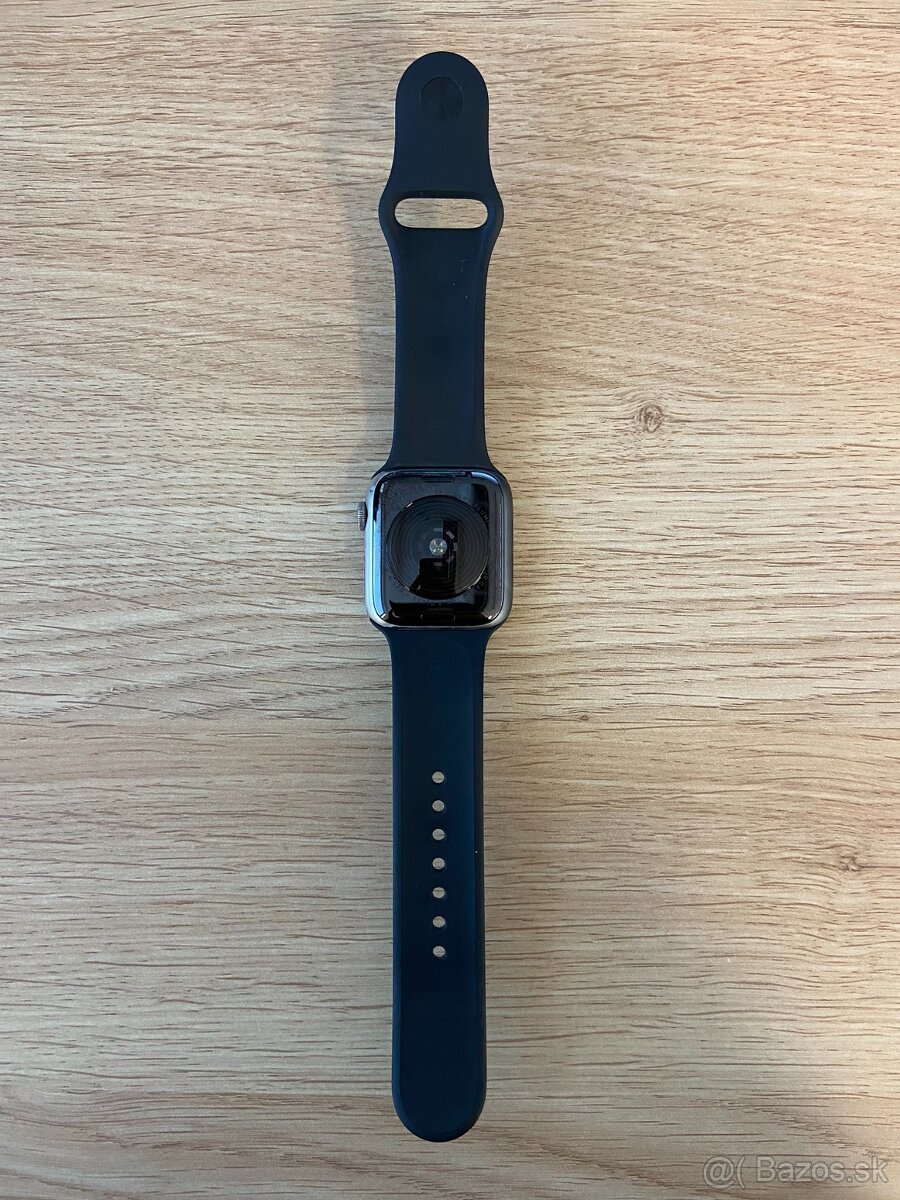 Apple Watch SE 44 mm - 2