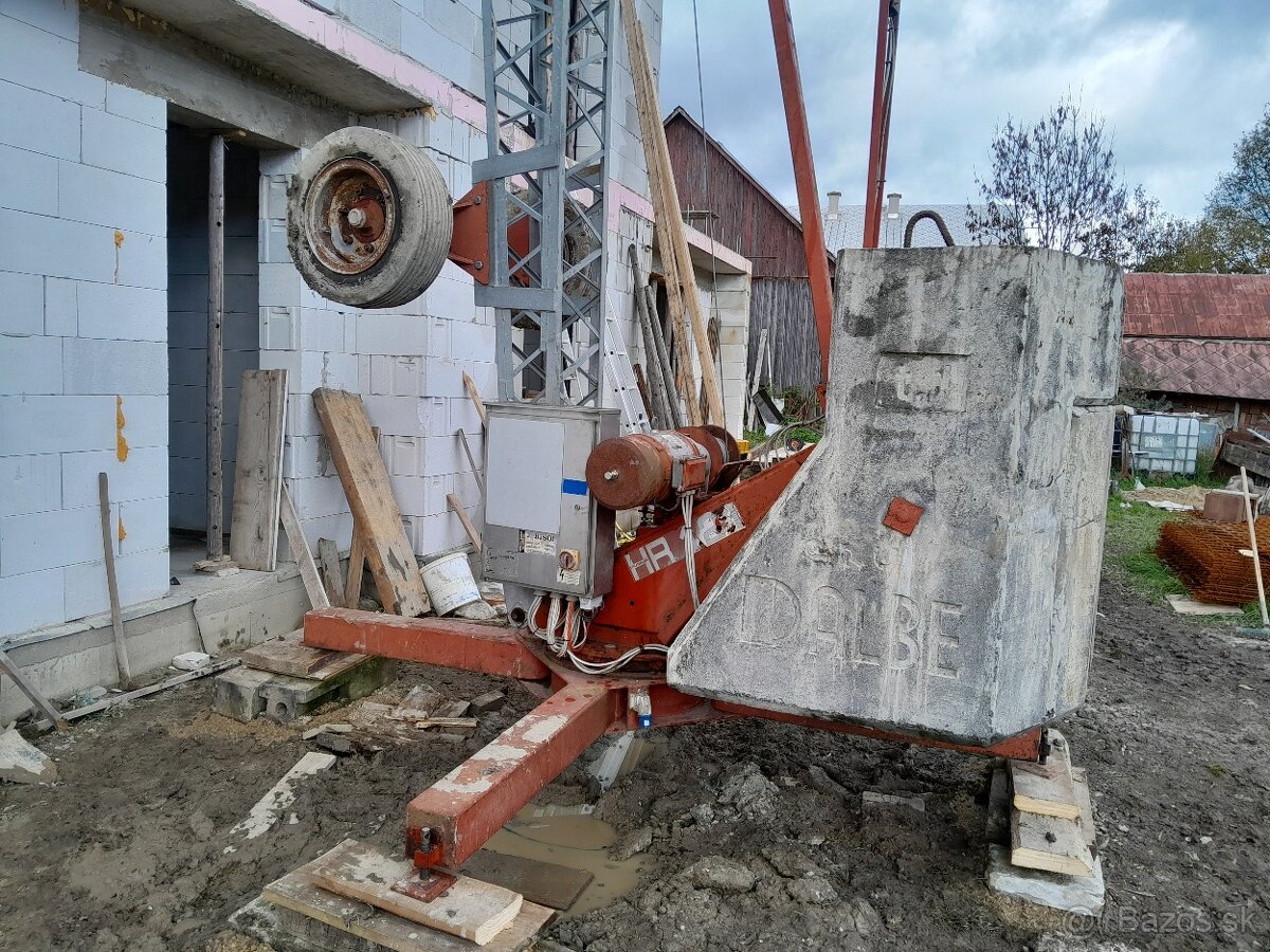 Stavebný zeriav,Dalbe121 - 2