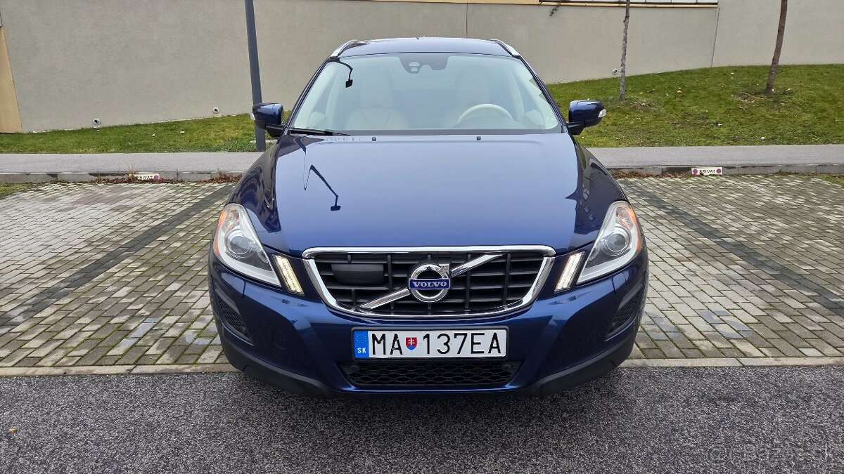 Volvo XC60 D3 - 120kW AWD Ocean Race AT - 2