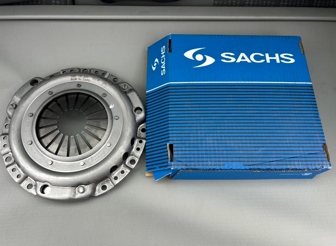 Predam novu komplet spojkovu sadu Sachs na Mercedes - 2