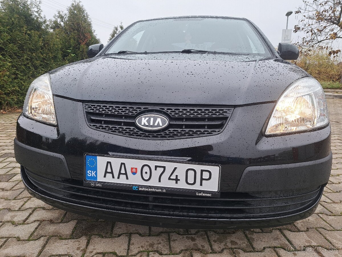 94 tisíc km Kia Rio - 2