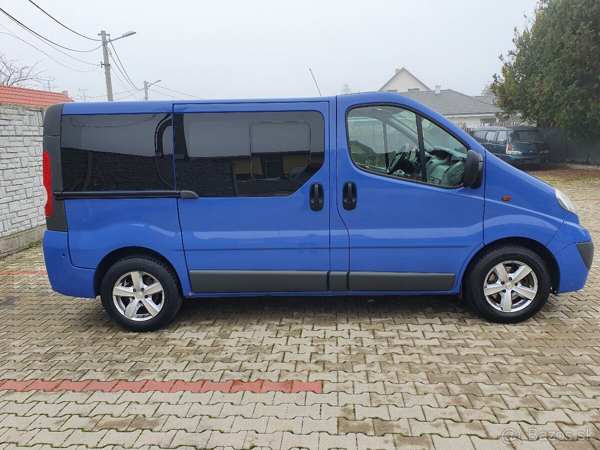 Opel Vivaro 2.0 CDTi - 2
