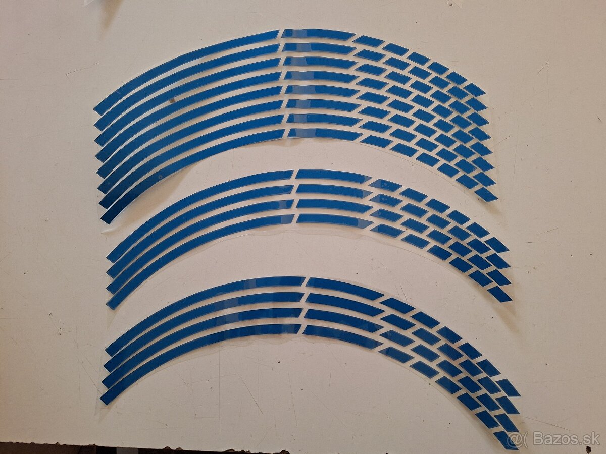 Nálepky na disky kolies reflexné - 2