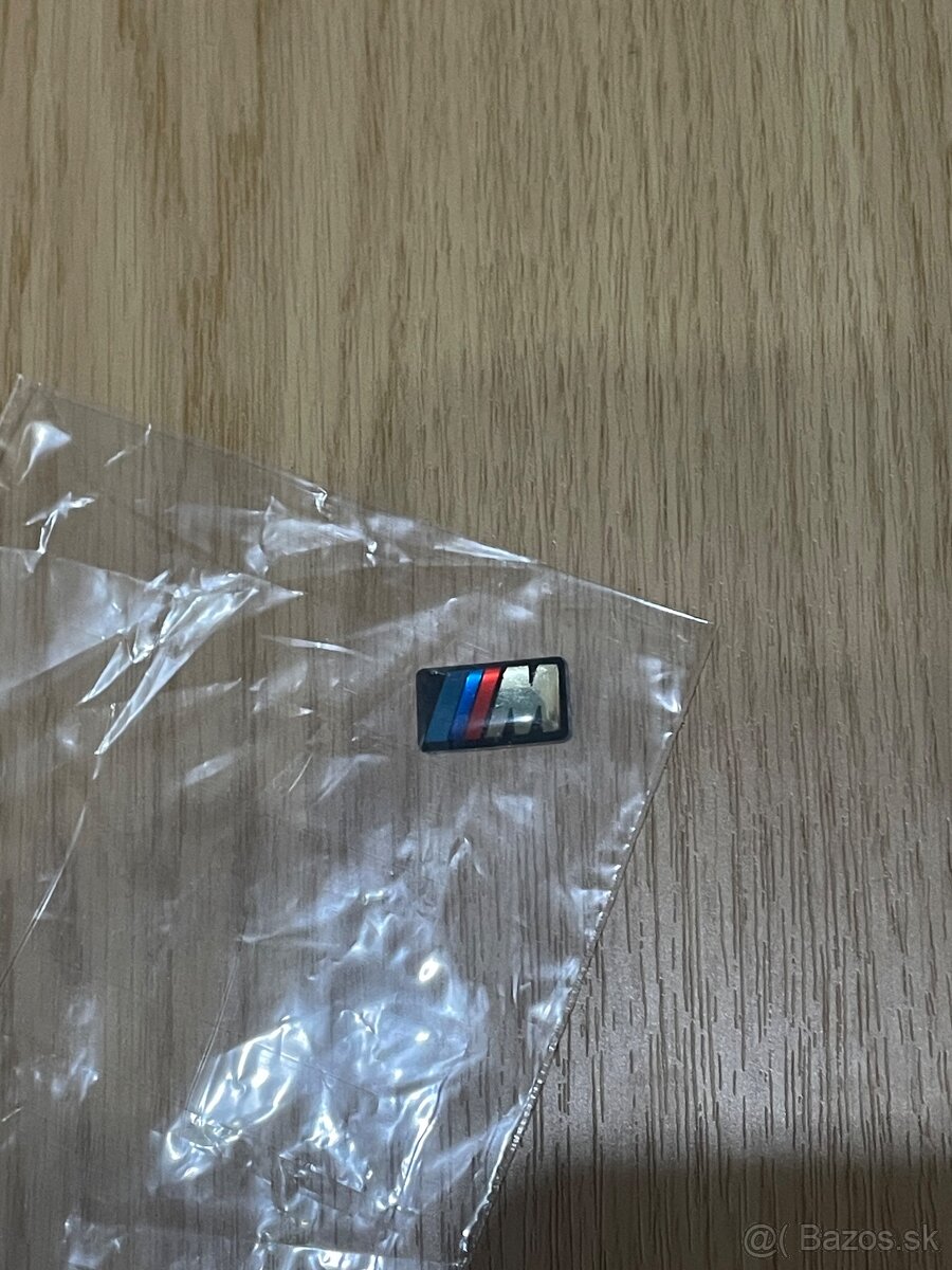M nálepka 19x11mm - 2