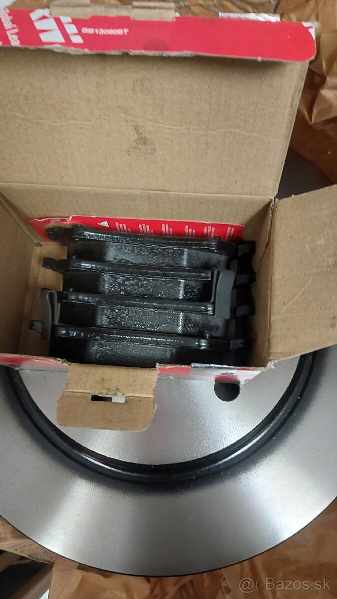 Fiat Freemont sada zadných brzd - 2