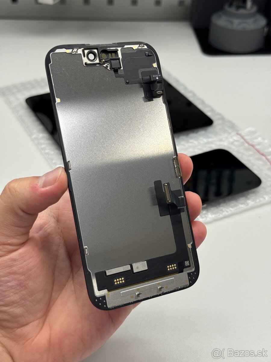 Originálny pulled displej iPhone 15 - 2