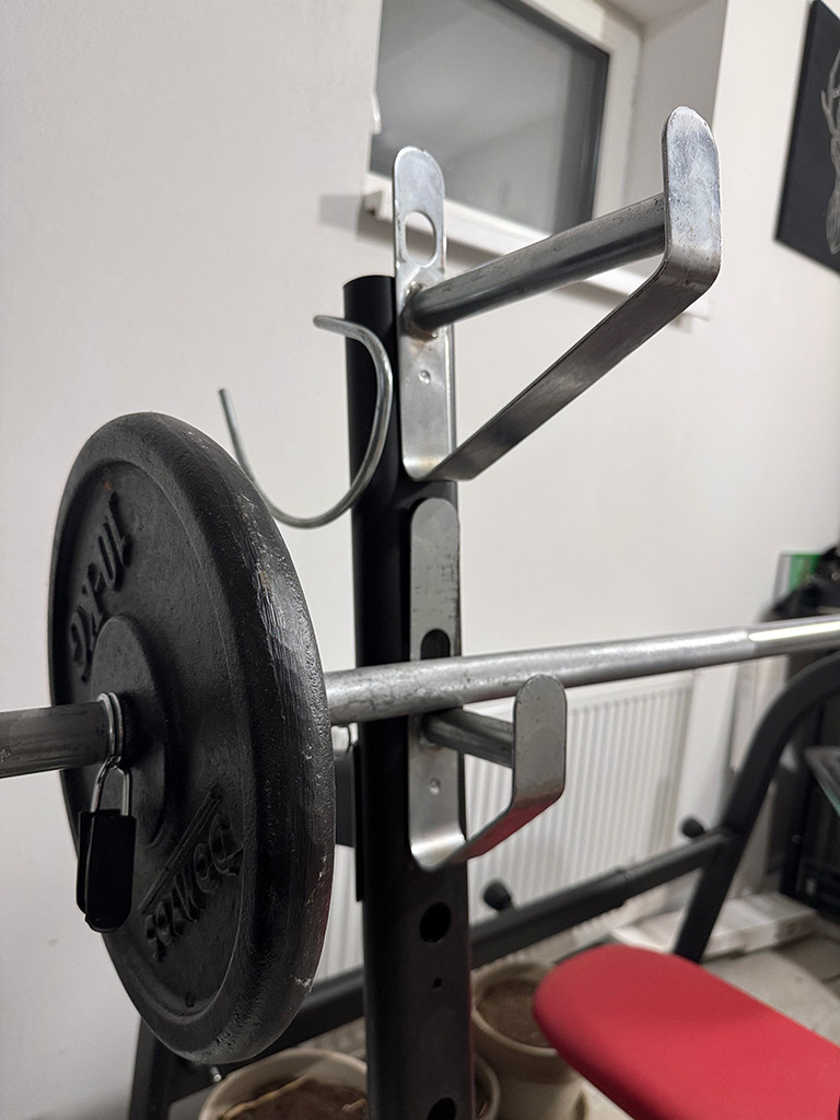 Treningova lavica + prislusenstvo - 2