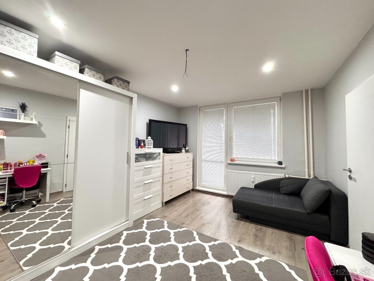 Prenájom- krásny 1 izbový byt s balkónom, zariadený, NZ - 2