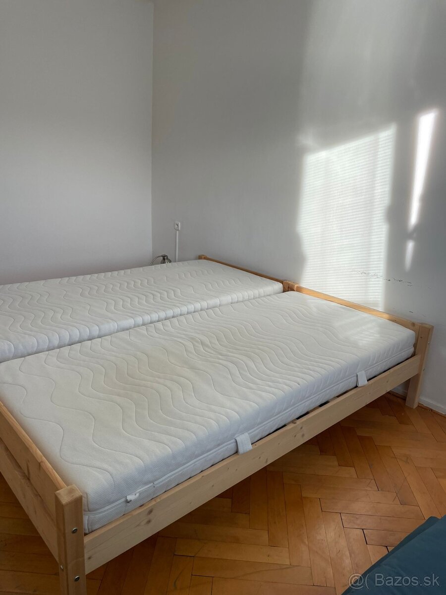 Drevená jednolôžková single posteľ x 2 - 2