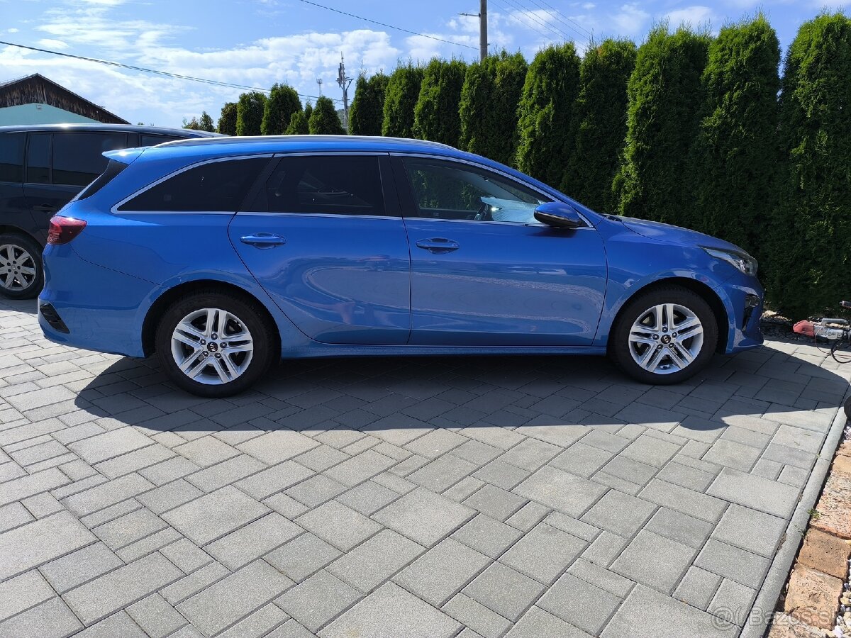 Predam Kia Ceed SW 1.6 crd Gold - 2