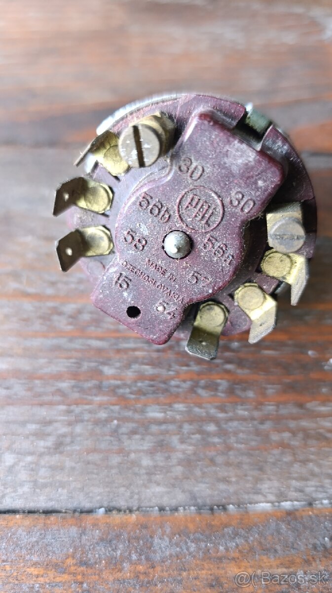 Spinacia skrinka PAL - 2