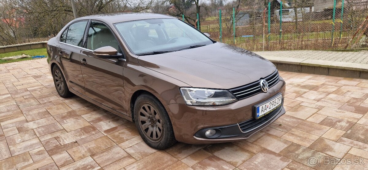 VW JETTA Highline 2,0 tdi 103kw r.v 2011 - 2