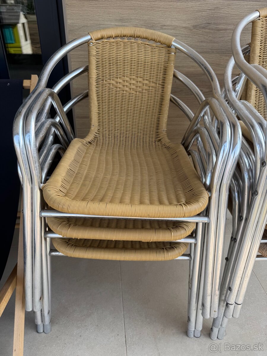 Ratanove sedenie + stol - 2