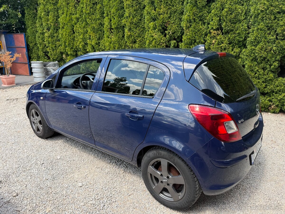 Opel Corsa 1.2 16V Cosmo Easytronic - 2