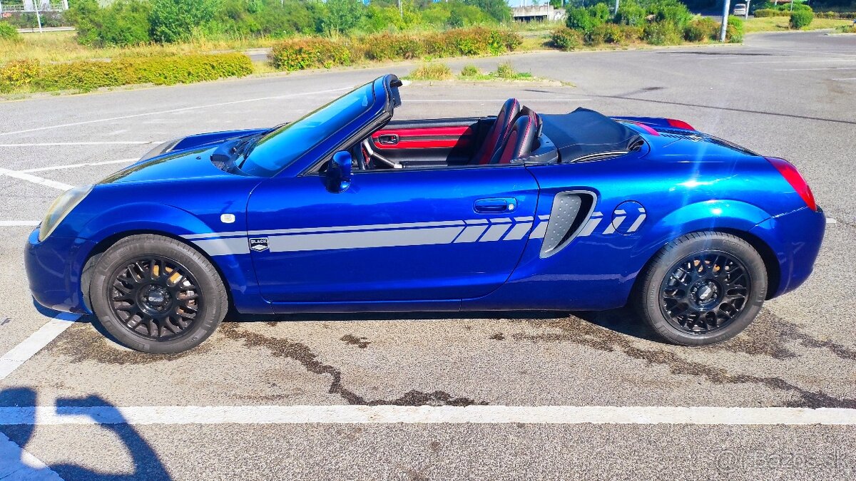Toyota MR2 Roadster - 2