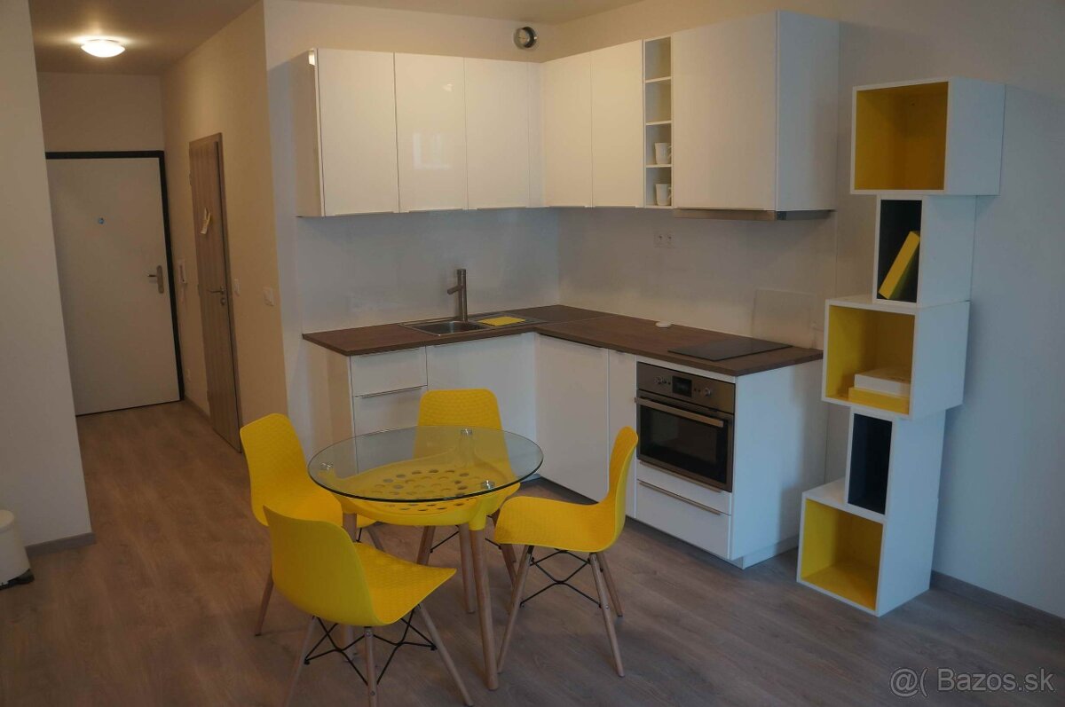 Na prenájom 1 iz. byt, 35 m2, Bratislava, Slnečnice-Viladom - 2
