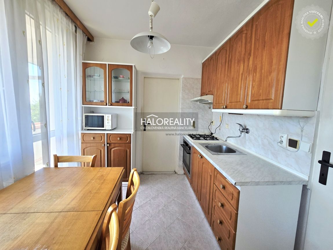 HALO reality - Predaj, štvorizbový byt Bratislava Rača, Kuba - 2