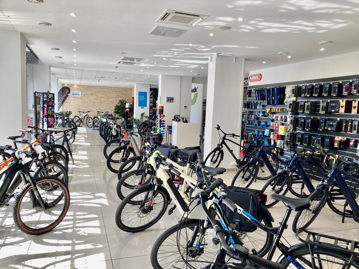 Predaj obchodný priestor Tomášikova ul. Bratislava. - 2