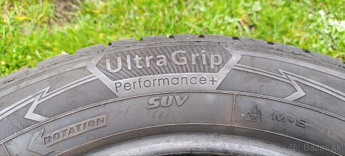 Goodyear UltraGrip Performance 235/60R18 - 2