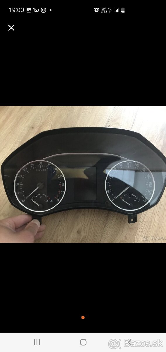 Predám maxidot budíky octavia 1,6 tdi 77kw r.v.2013 - 2