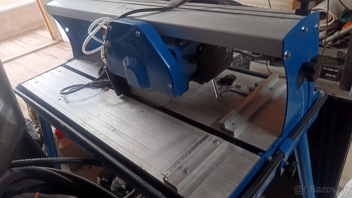 Píla na dlažbu - 2