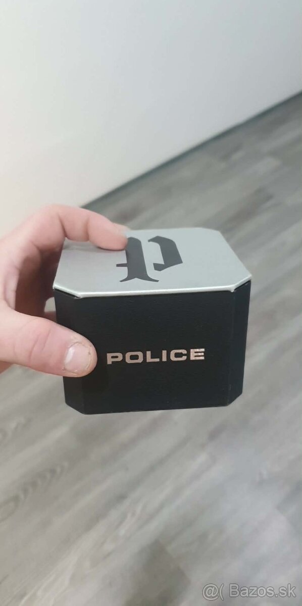 Police hodinky - 2