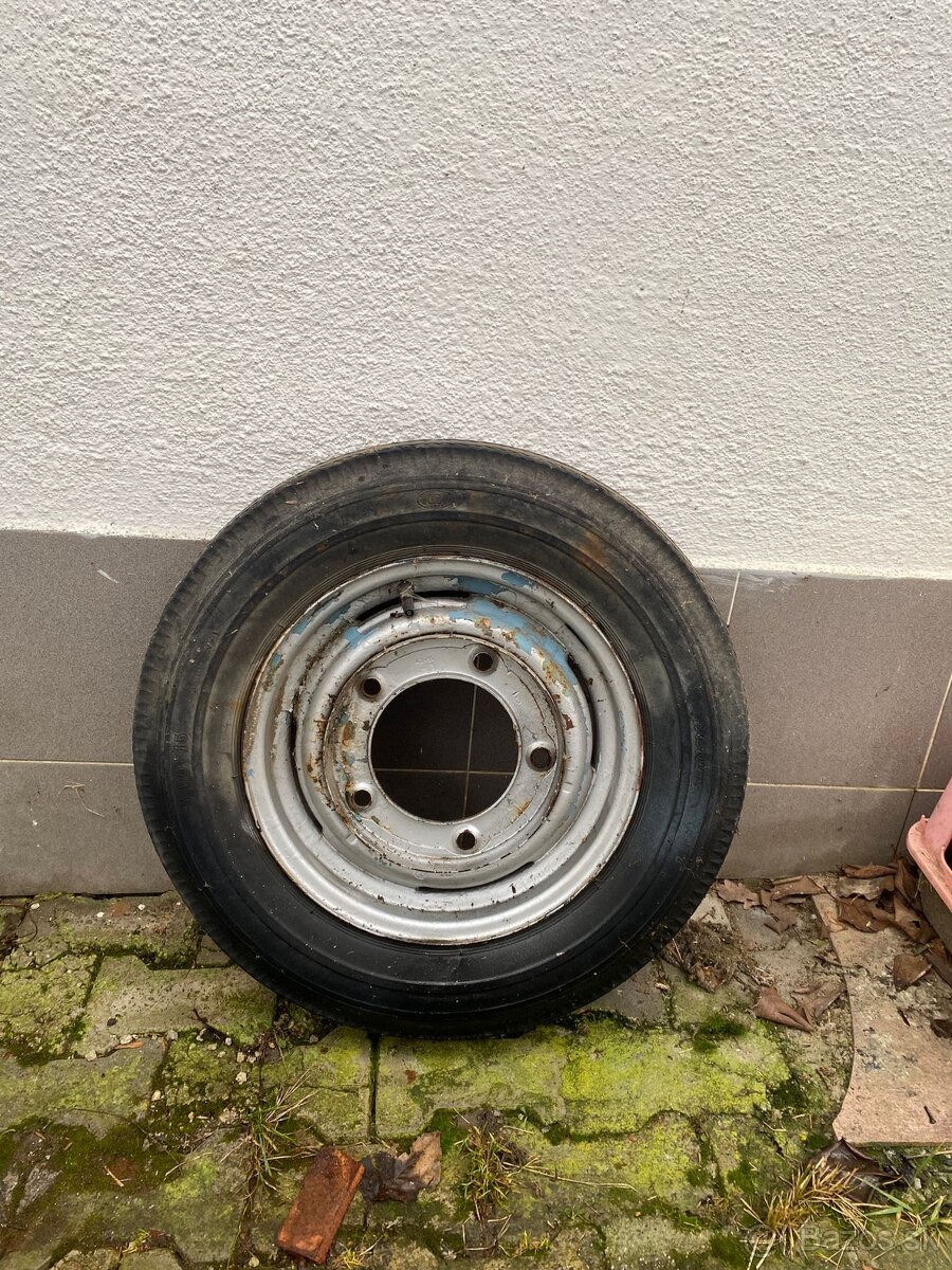 Koleso s diskom na wartburg - 2