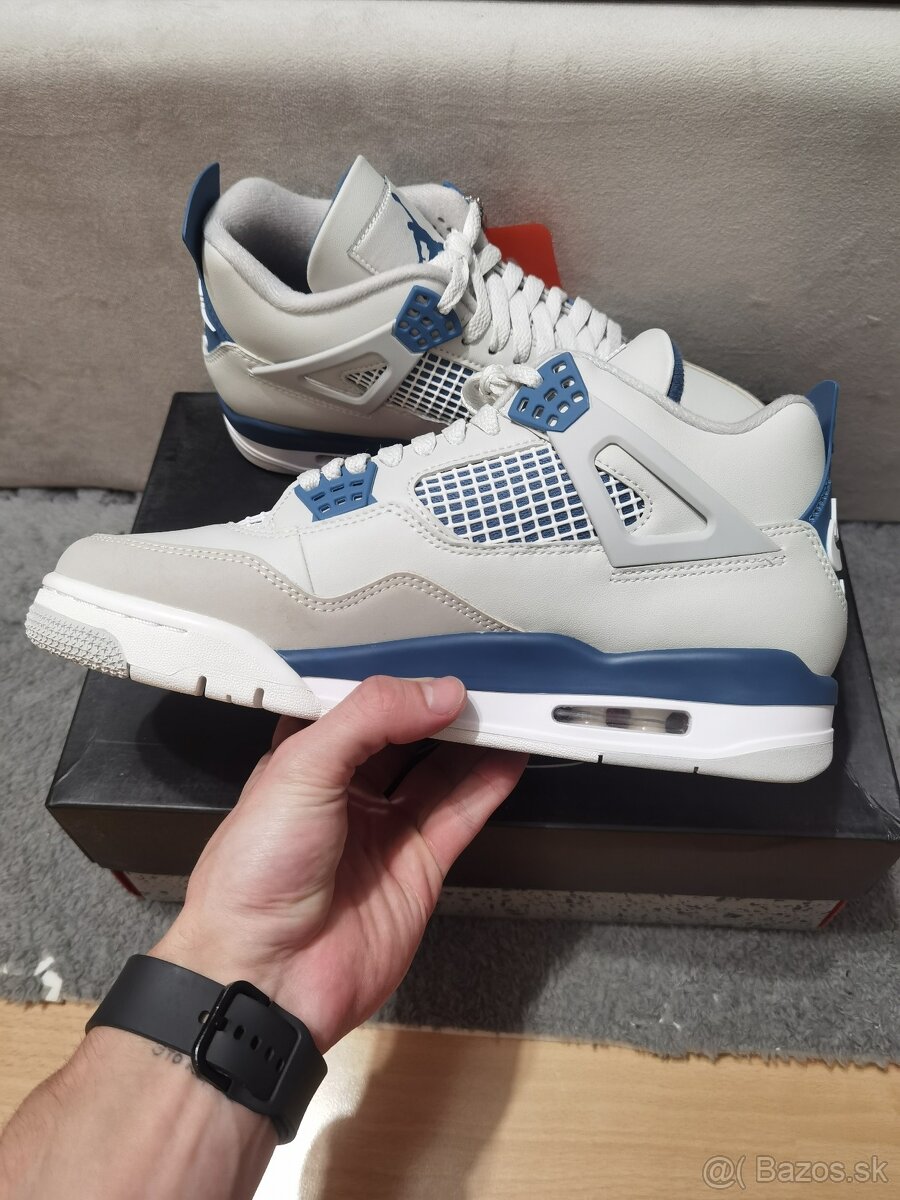 Jordan 4 Military Blue - 2