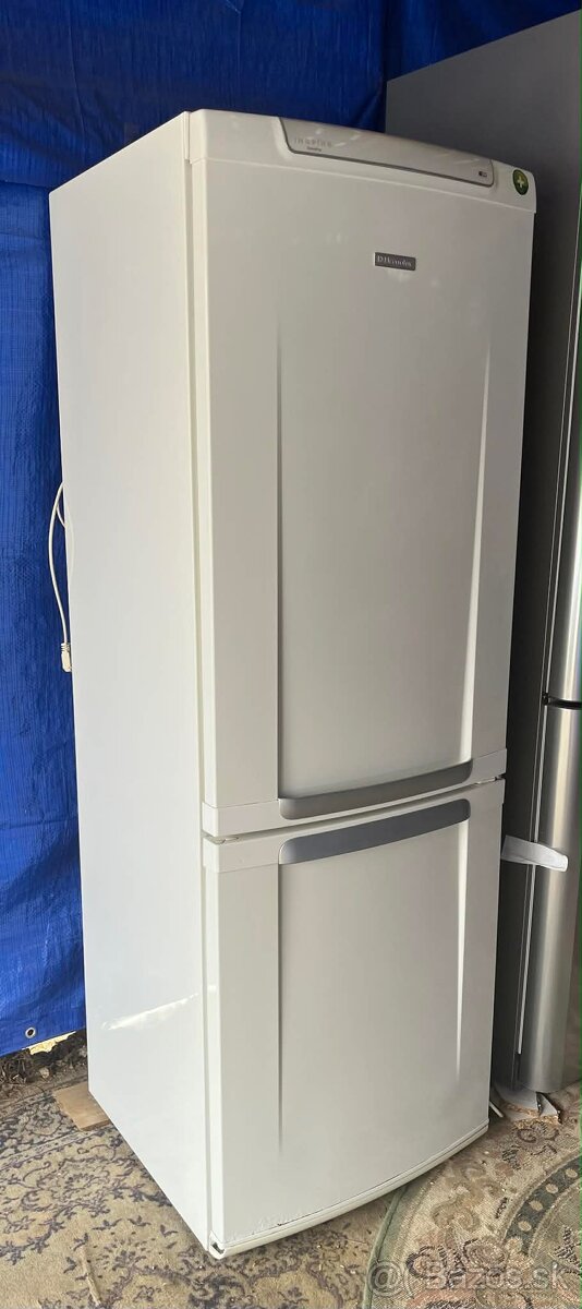 Predám chladničku s mraznickou elektrolux - 2