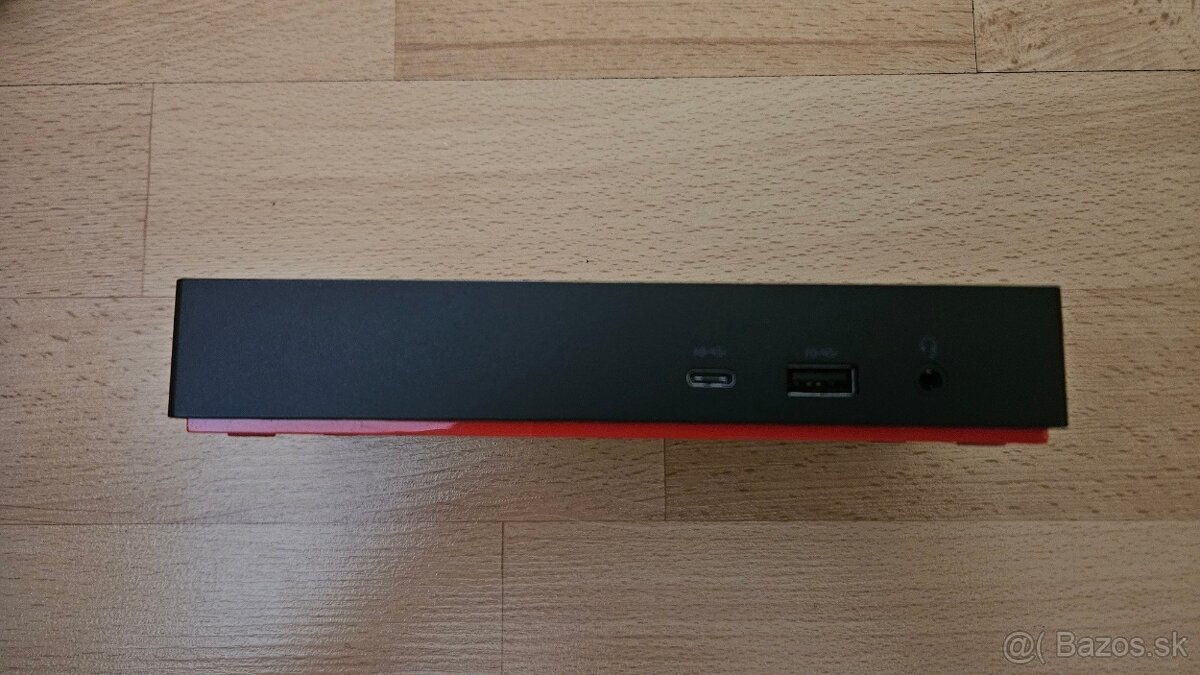 Lenovo ThinkPad Universal USB-C Dock 40AY - 2
