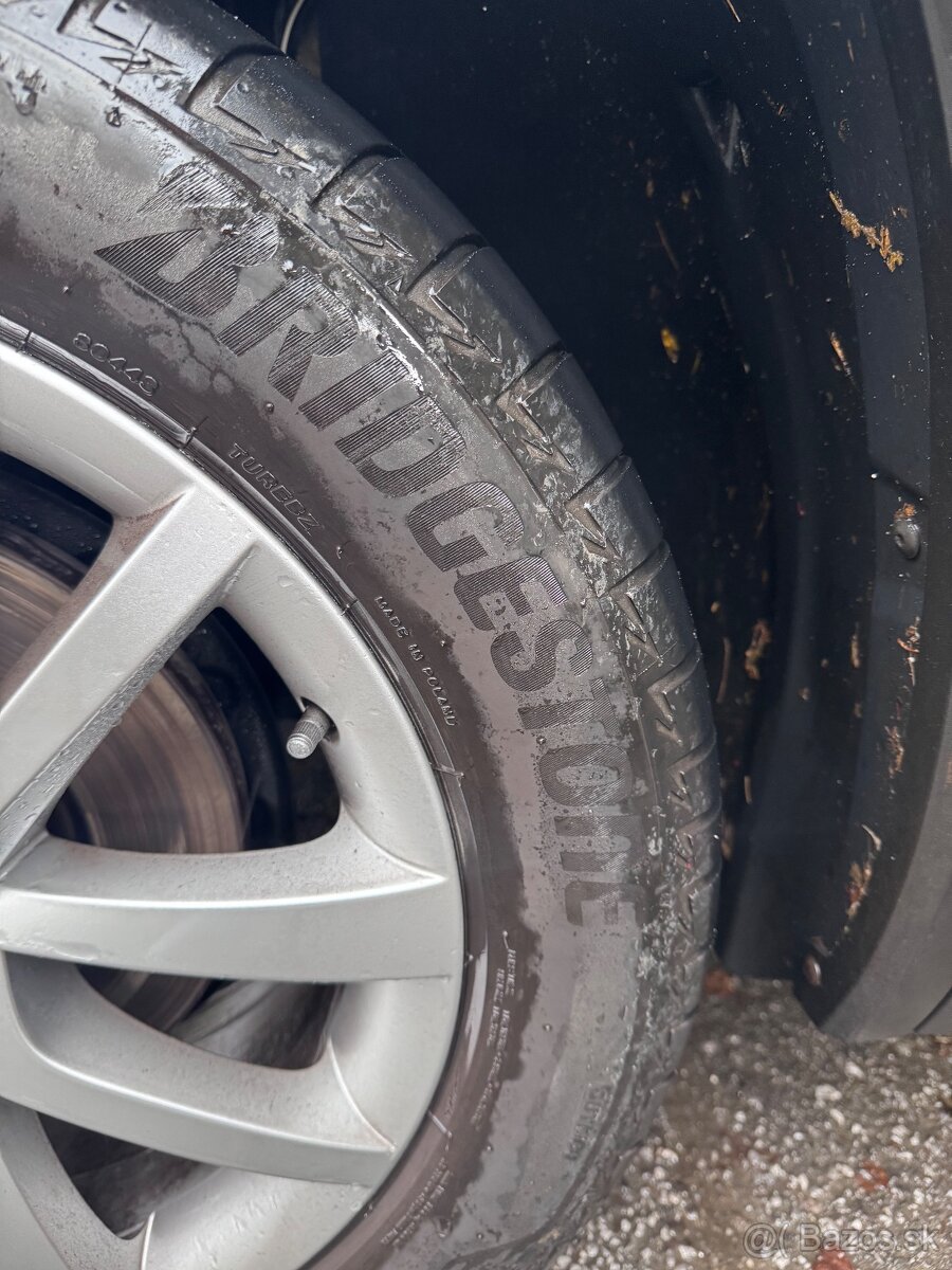 Letné pneu R18 235/55 - 2